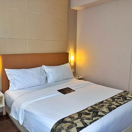 Terraz Tree Hotel Jakarta Exterior foto